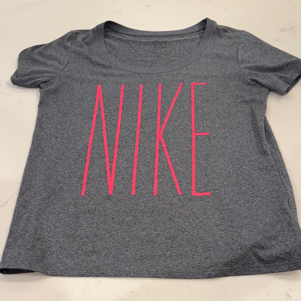 Nike Heather Gray Tee with Vibrant Pink Lettering
